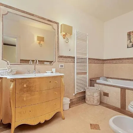 Lucca Splendory Nest Daire