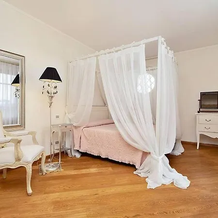 Lucca Splendory Nest Daire Forte dei Marmi